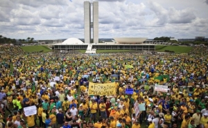 Big Protests in Brazil Demand President&rsquo;s Ouster