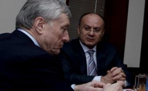Օհանյանը հանդիպել է ՀԱՊԿ գլխավոր քարտուղարին և միացյալ շտաբի պետին