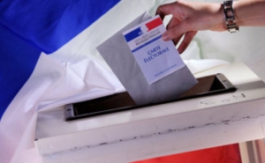 Ֆրանսիայում ընտրություններում հաղթել է Նիկոլա Սարկոզիի կուսակցությունը