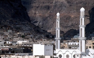 СМИ: Десант в форме без знаков различия высадился в порту Адена