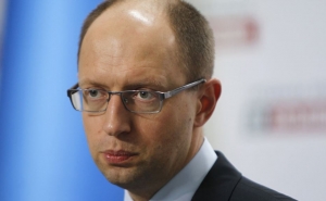 Yatsenyuk: Sochi Not the Best Place for Talks with Putin