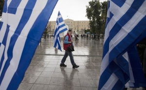 Греческие журналисты объявили забастовку в день визита Олланда
