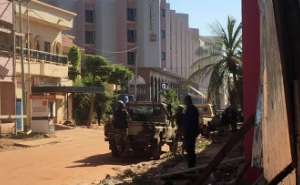 Еще одна группировка взяла на себя ответственность за захват отеля в Мали
