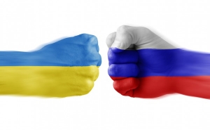 Russia Tightens Trade Sanctions on Ukraine
