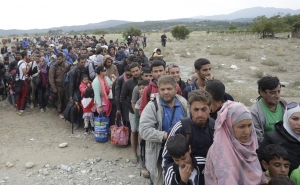 Турция и ЕС проведут экстренный саммит по проблеме беженцев