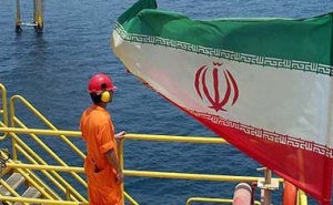 Iran Signs Agreement with Greek Hellenic Petroleum