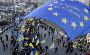 Киев ожидает третий транш МВФ до конца июня