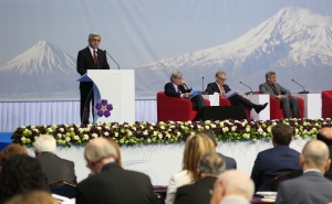 Serzh Sargsyan: It is Important to Define a Special Legal Status for Survivors of Genocide
