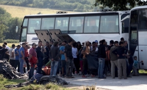 В Греции началась эвакуация крупного лагеря мигрантов Идомени