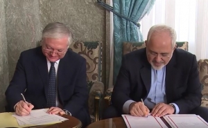 Налбандян и Зариф подписали меморандум о либерализации визового режима