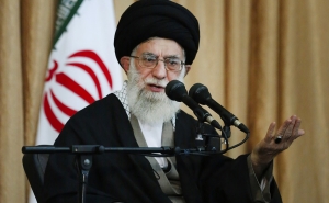 Хаменеи пригрозил будущему президенту США