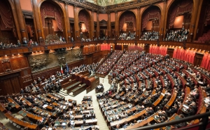 Italian Legislators Call for Vote on Anti-Russian Sanctions