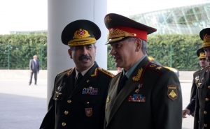 Azerbaijani Defense Minister Visits Moscow