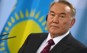 Назарбаев: Порошенко готов к компромиссам