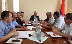 Специализированная комиссия обсуждает проект конституционных реформ в НКР