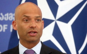 НАТО выразила обеспокоенность предвыборной обстановкой в Грузии