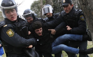 Human Rights Watch: Azerbaijan Continues to Pursue Government Critics