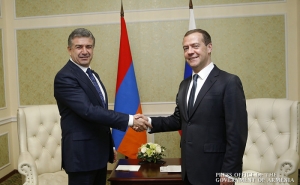Armenian Prime Minister Held Private Talks with Dmitry Medvedev