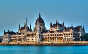 Hungarian Parliament to Vote on EU Quota