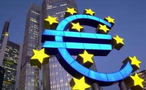 Деловая активность еврозоны держится на 6-летнем максимуме