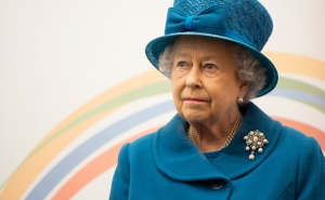 Королева Елизавета: Британия погрузилась в "мрачные настроения"