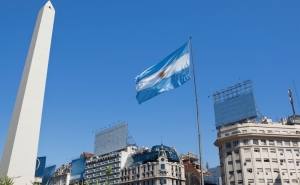 Argentina Plans to Offer 100-Year Bonds