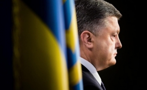 СМИ: украинские депутаты готовят импичмент Порошенко