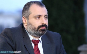 Давид Бабаян: "Ничего исключительного на границе Арцаха и Азербайджана не происходит"