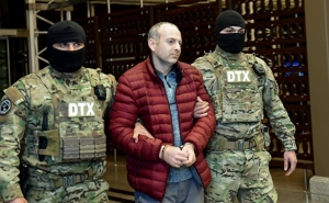В Азербайджане суд приговорил блогера Лапшина к трем годам тюрьмы