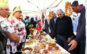 Президент Арцаха посетил ярмарку по случаю Дня работника сельского хозяйства