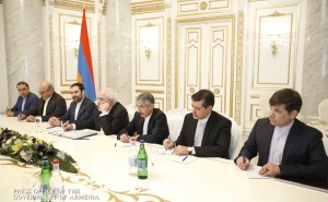 Иран заинтересован в укреплении торгово-экономических связей с Арменией: итоги визита галвы МИД Ирана в Ереван