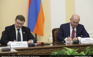 Ашотян: ''Армянские и российские депутаты в вопросе карабахского конфликта подтвердили важность венских, санкт-петербургских и женевских заявлений''