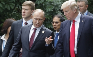 Bloomberg: Трамп может встретиться с Путиным до саммита НАТО или же после визита в Лондон