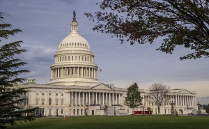 Сенаторы-демократы призвали Трампа отказаться от выхода США из ДРСМД