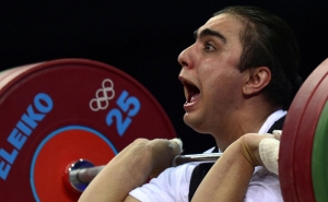 Допинг-скандал: тяжелоатлетку Мелине Далузян отстранили от соревнований 