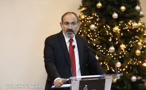 Все те, кто попытается решить вопросы с помощью оружия, удостоятся адекватного контрудара: Пашинян