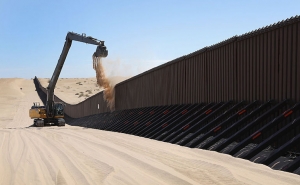 Թրամփն սպառնում է փակել Մեքսիկայի հետ սահմանը, եթե դեմոկրատները հավանություն չտան արգելապատ կառուցելու նախագծին