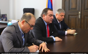 Любая нестабильность может оказаться губительной для всех сторон: вице-спикер парламента РА принял посла Грузии в Армении