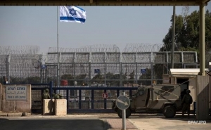 Израиль закрыл границы сектора Газа и стягивает войска