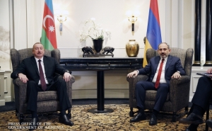 Пашинян-Алиев: переговоры не могут долго носить ознакомительный характер