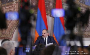 Объяснения Пашиняна привели к новым вопросам по проблеме Карабаха