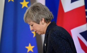 Мэй передумала вносить в парламент сделку по Brexit в начале июня
