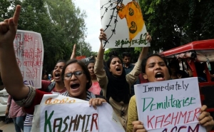 UN Chief Urges India, Pakistan to Exercise "Maximum Restraint" over Kashmir
