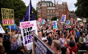Петиция против приостановки работы парламента Британии набрала более 1 млн подписей