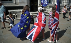 Лондон намерен увеличить интенсивность переговоров по Brexit