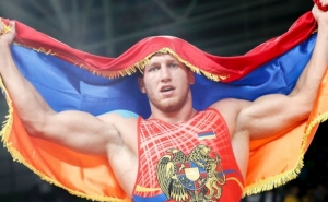 World Championship: Greco-Roman Wrestlers Leave for Kazakhstan
