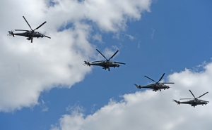 Российские вертолеты сели на бывшей базе США в Сирии