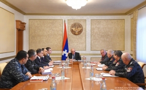 Президент Арцаха провел рабочее совещание по ряду вопросов, касающихся работы дорожной полиции