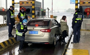 Число жертв коронавируса в Китае выросло до 106 человек