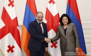 Nikol Pashinyan Meets with Salome Zurabishvili in Tbilisi
